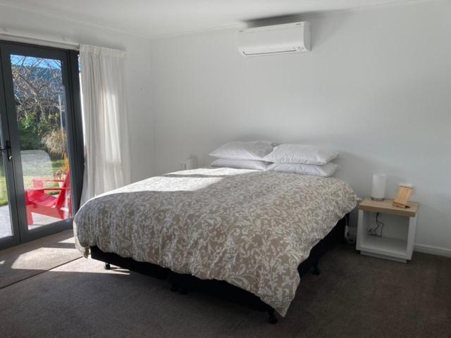 Colonial Manor Motel ครอมเวลล์ ภายนอก รูปภาพ