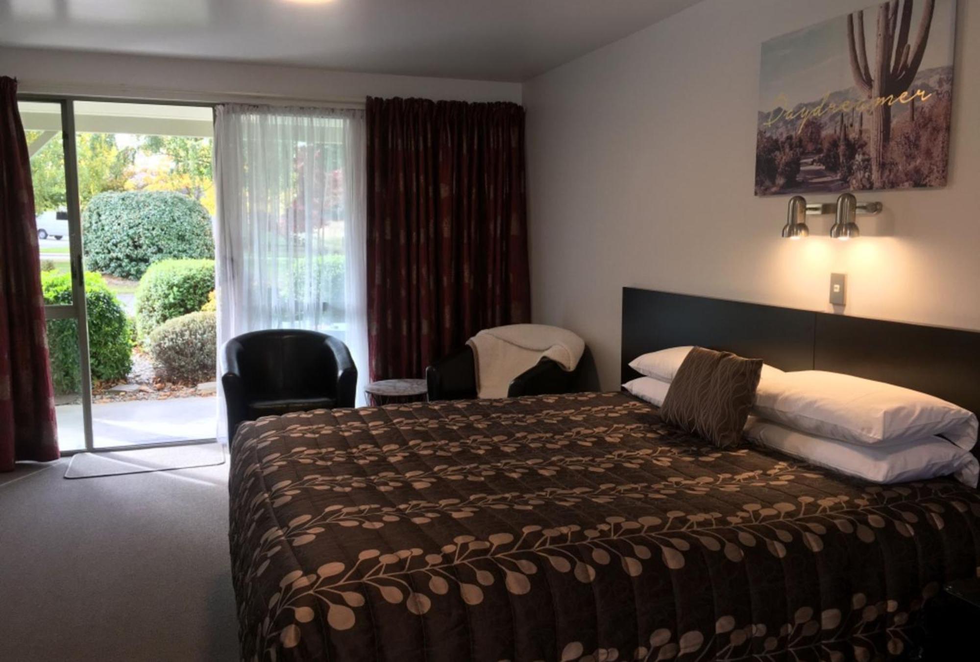 Colonial Manor Motel ครอมเวลล์ ห้อง รูปภาพ
