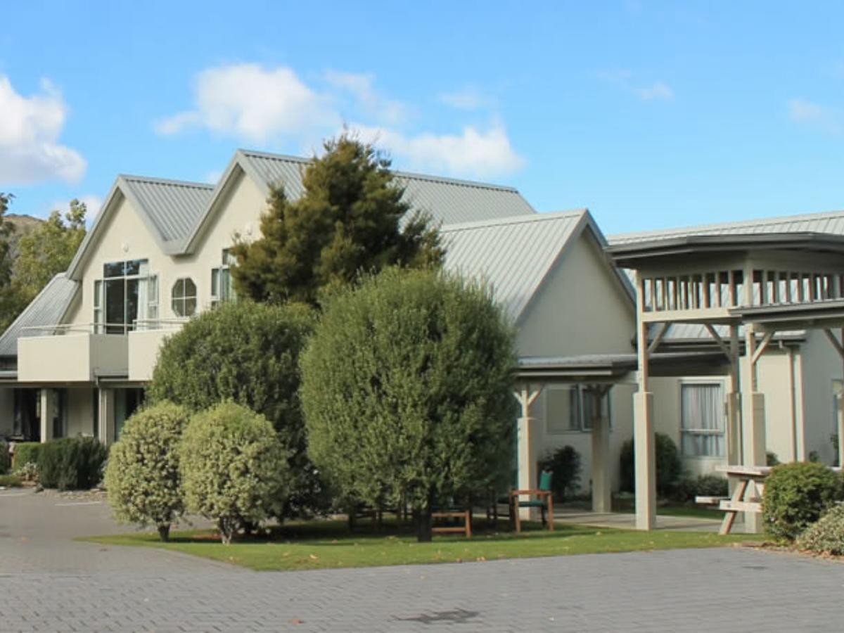 Colonial Manor Motel ครอมเวลล์ ภายนอก รูปภาพ